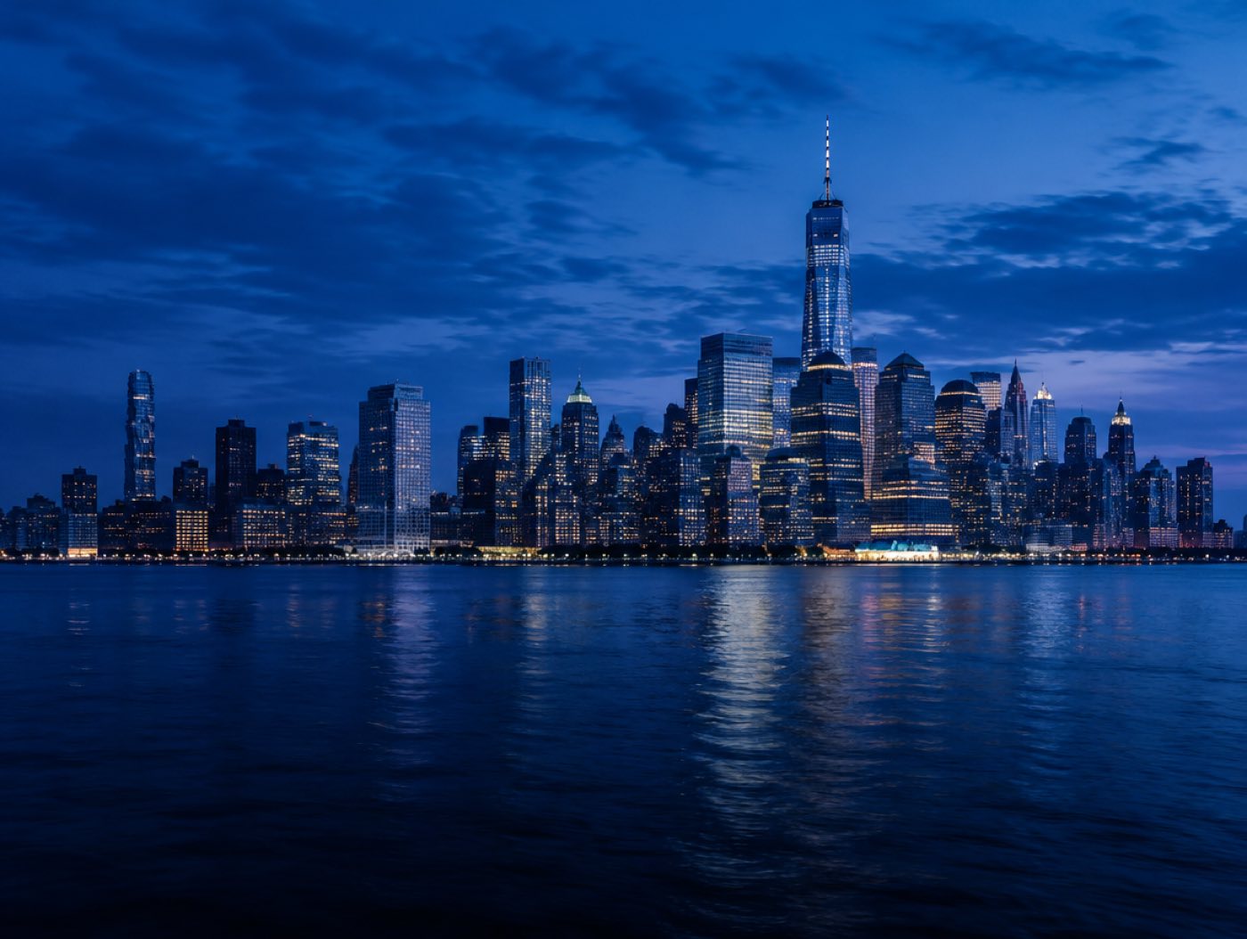 Manhattan skyline, New York, at dusk